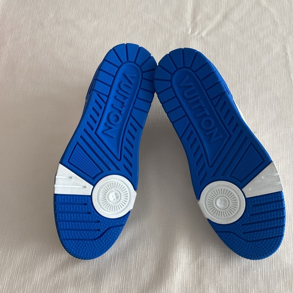Louis VuittonTrainer White Blue Signature - Picture 13 of 16